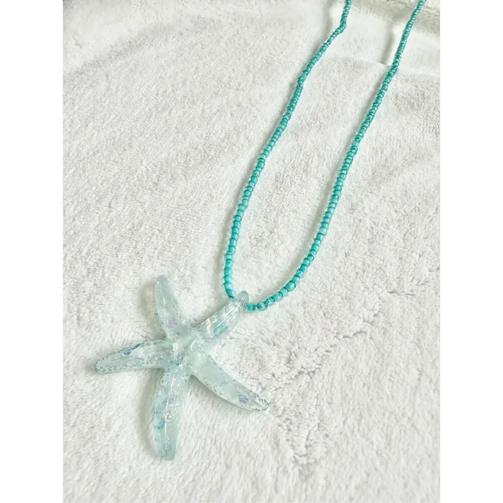 Aqua blue Starfish beaded pendant necklace ￼